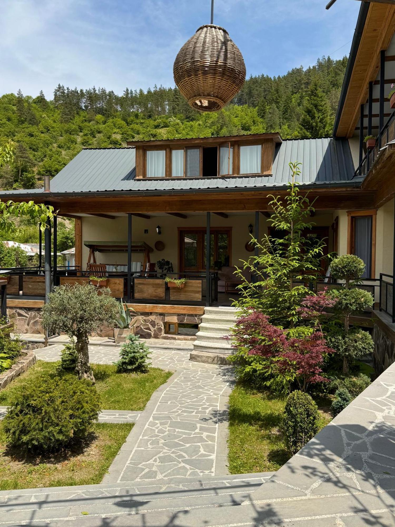 Hotel Borjomi Verde Εξωτερικό φωτογραφία